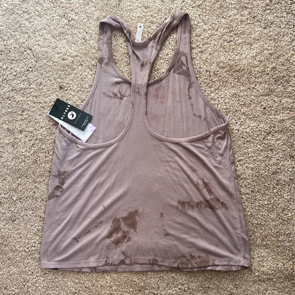 Glyder Sunrise Tank size L in Lavendar - Picture 3 of 3